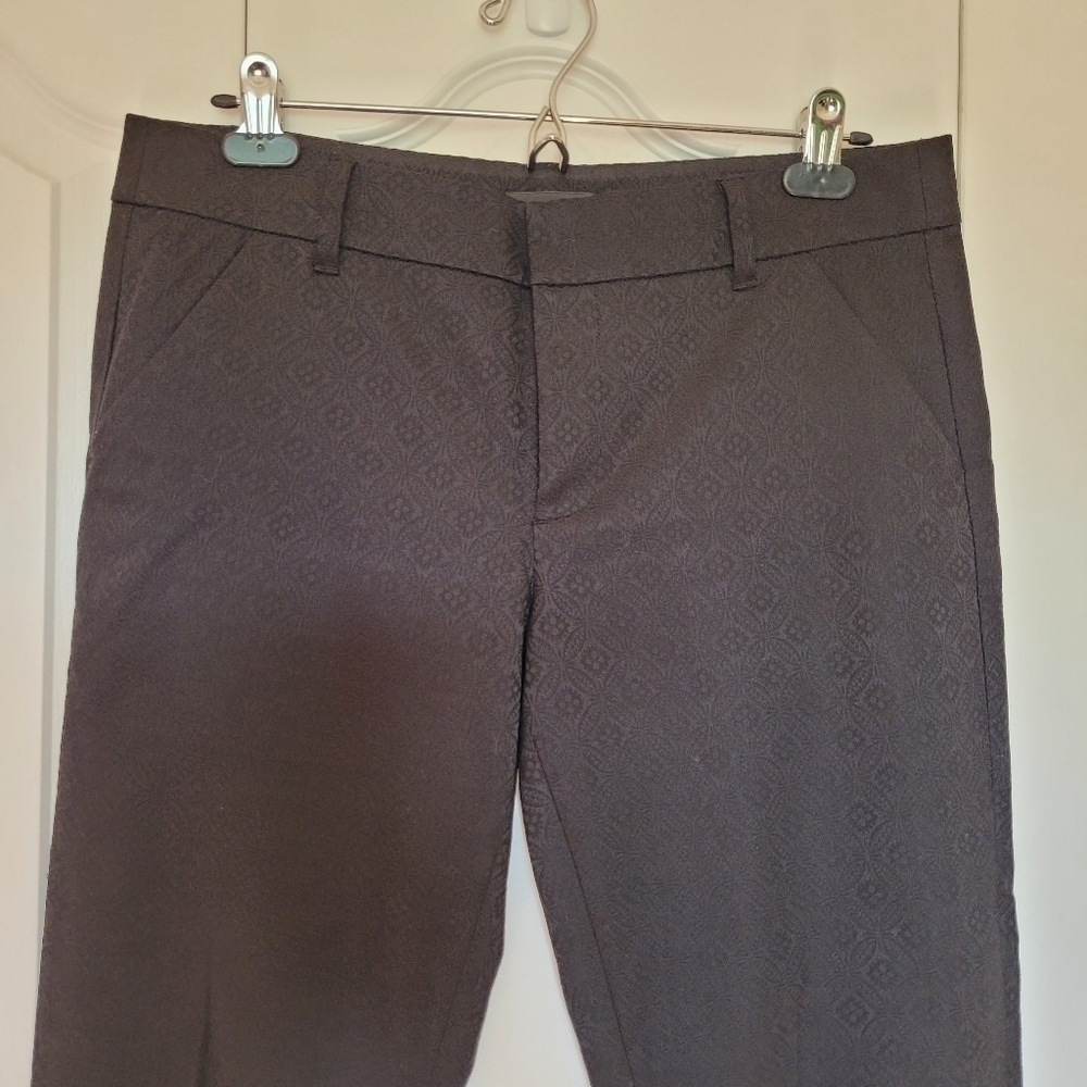 LORD and Taylor Black Cropped Patterned Pants